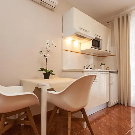 Apartments Alice Rovinj Exterior photo